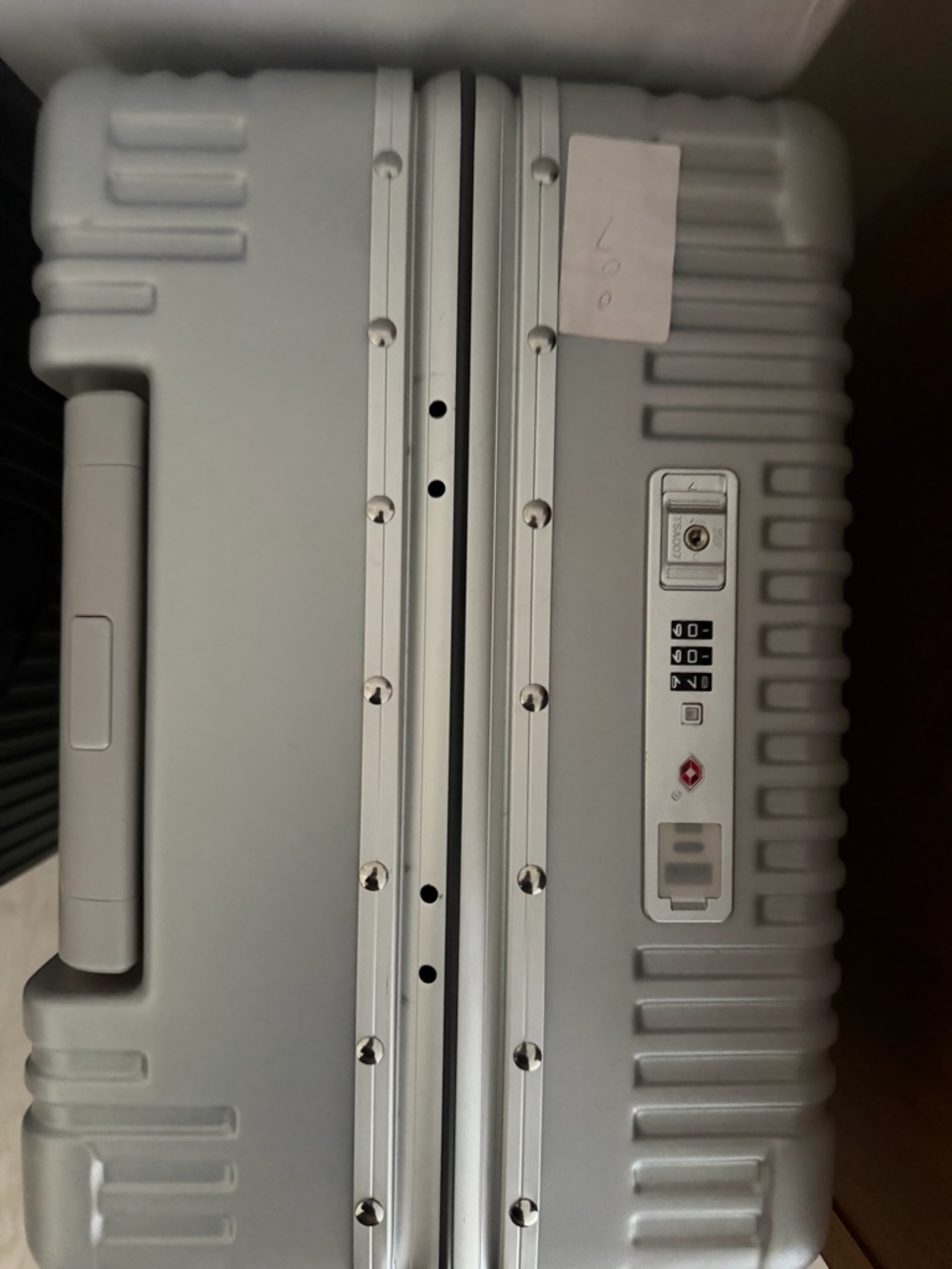 🔥🔥 Nobl All In One Silver Hard-Shell Spinner Carry-On with Front Access 🔥🔥 - Picture 9 of 9